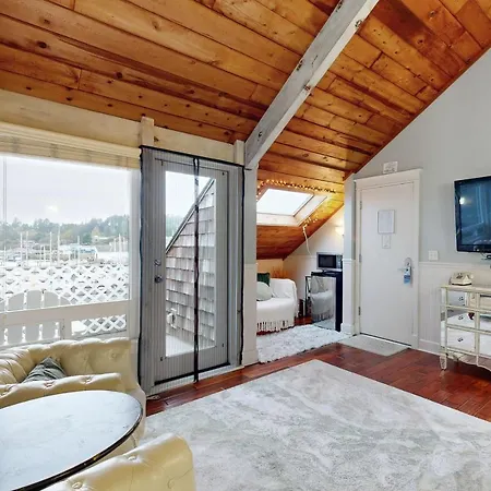 Villa Beautiful Briny Retreat Newport Exterior foto
